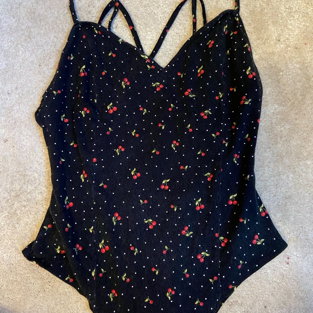 Forever 21 cherry print body suit ! Size m